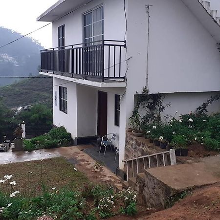 Hotel Elevate 360 Holiday Bungalow à Nuwara Eliya Extérieur photo